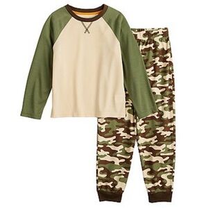 Cuddl Duds Boys Camo Long Sleeve Shirt and Jogger Pants Pajamas Sleep Set